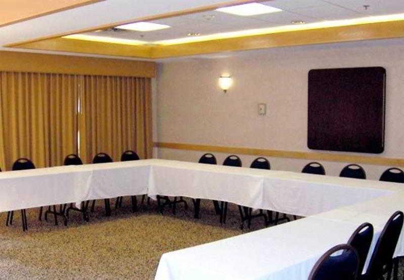 Courtyard By Marriott Bentonville Facilidades foto
